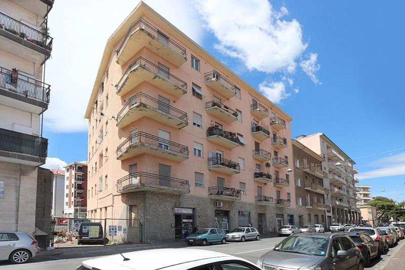 Nemo Apartamento Imperia Exterior foto